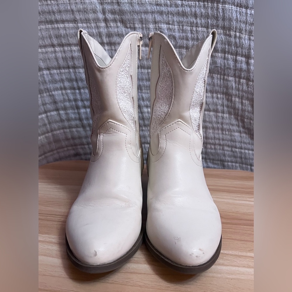 Chic Kids Cream Sparkle Western Boots - Picture 3 of 8